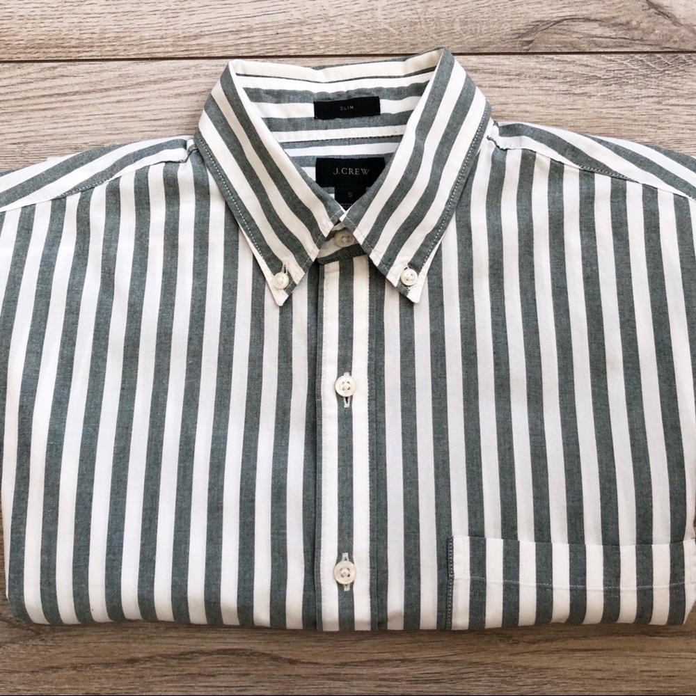 J Crew ♥️ Vertical Striped Dress Shirt - Picture 2 of 7